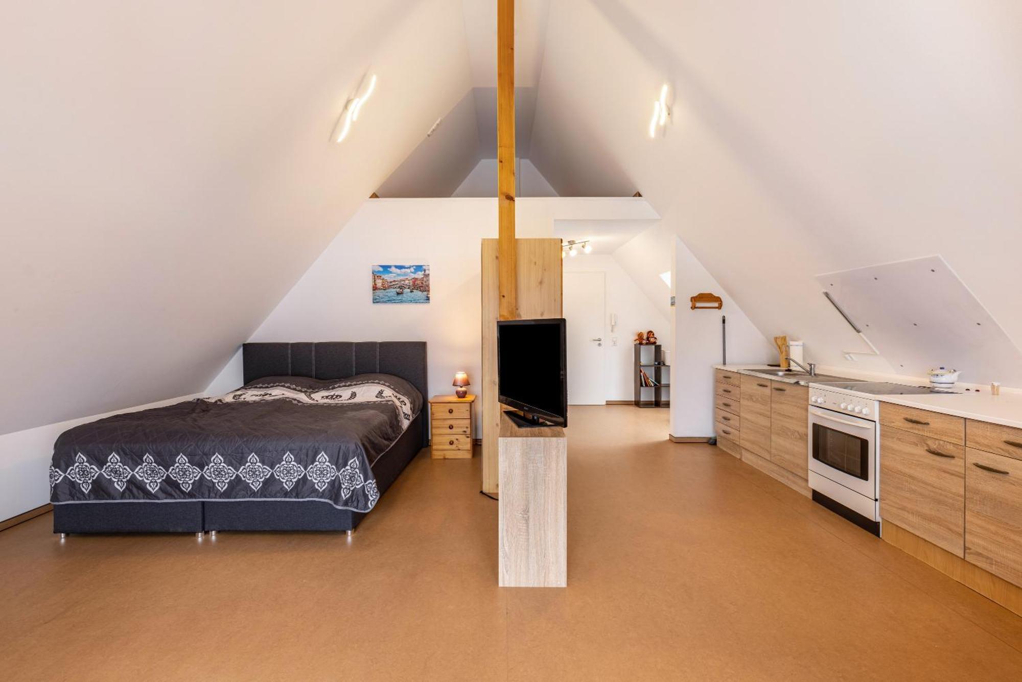 Hohenzollern Apartment *